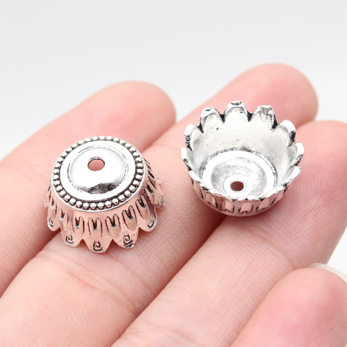 Jewelry Making Wax - Metal Püsküllü Kapaklar, Balmumu İpi Deri